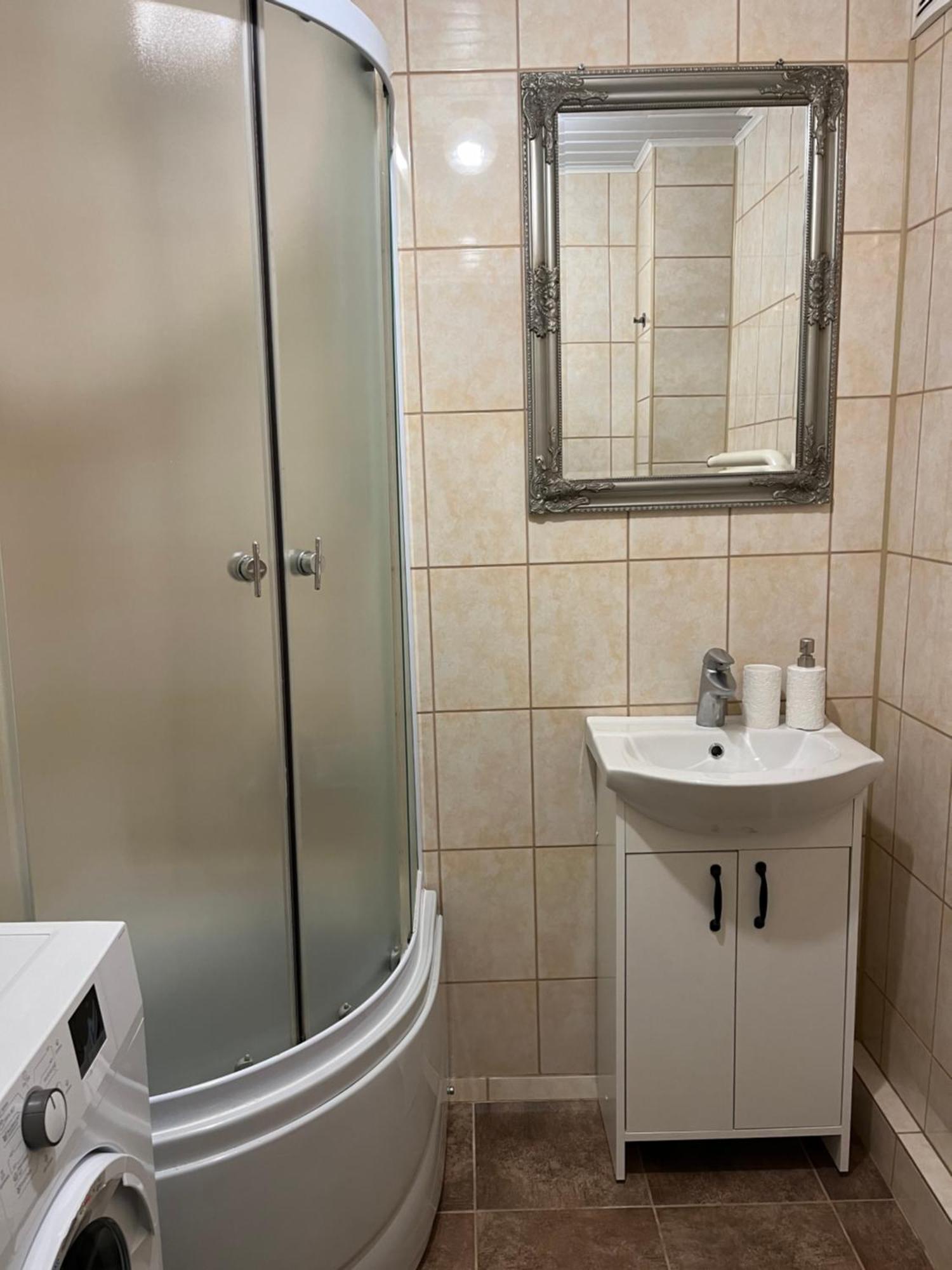 Vienibas Apartment 다우가프필스 외부 사진